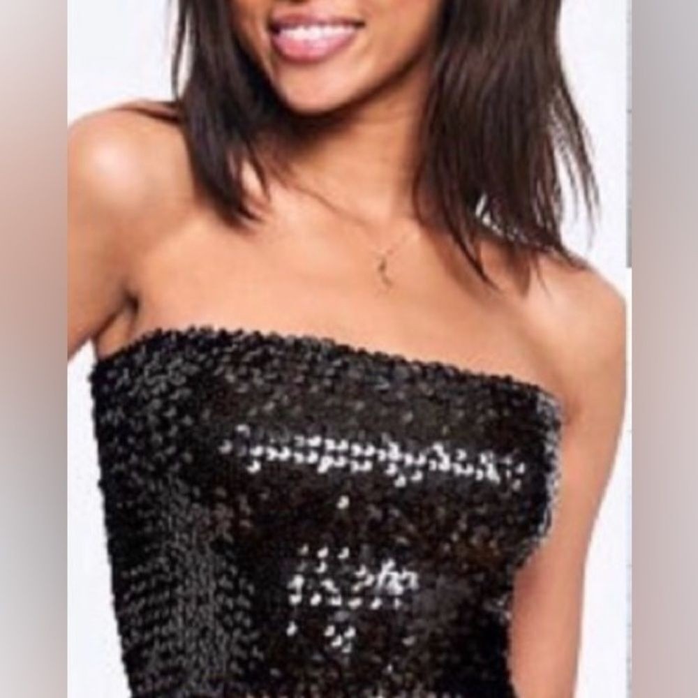 Sequined‎ black cropped tube top sparkly club festival S stretchy going out 342
